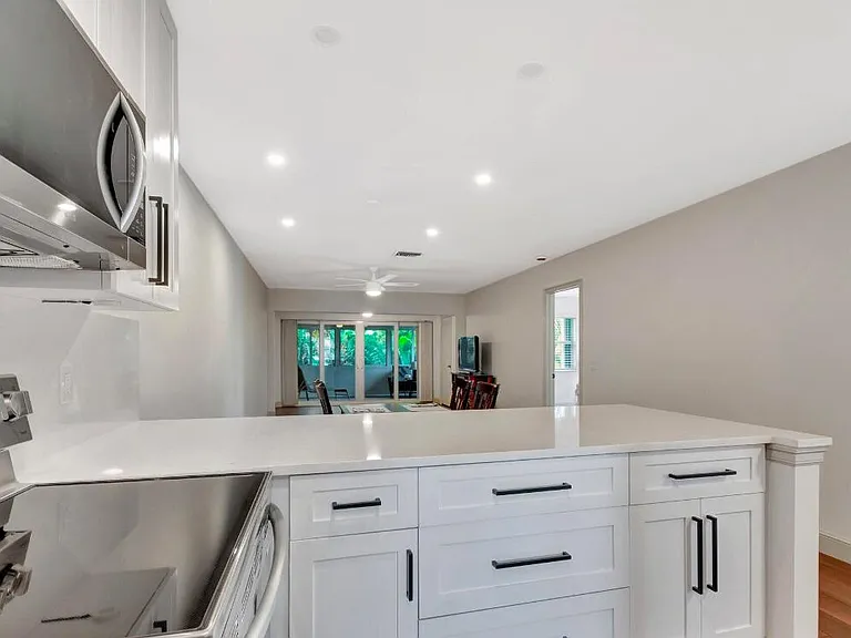1140 Mahogany Way #204 — Photo 8