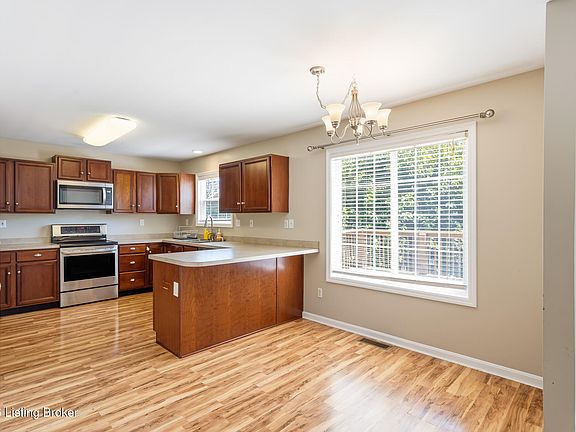 4th image of 10904 Keene Rd
