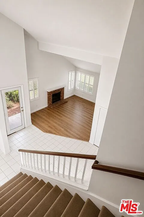 2 bed, 2.0 bath, 1348 sqft, $3,800 — Photo 3