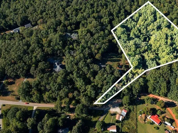 9 Truslows Ln, Nellysford, VA 22958