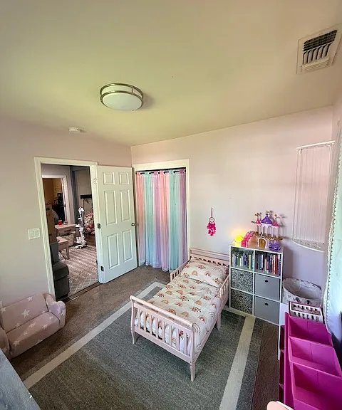 417 Pleasant St — Photo 21