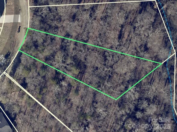 13407 Circle Dr #40, Charlotte, NC 28262