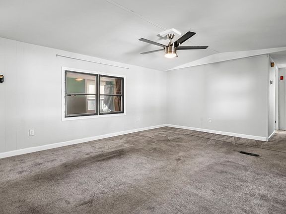 2nd image of 75 S Policy St Unit 48
