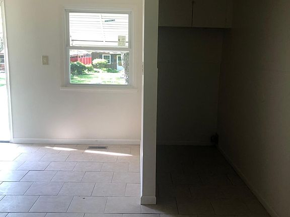 Kitchen/Hallway