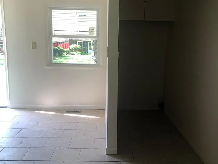 Kitchen/Hallway
