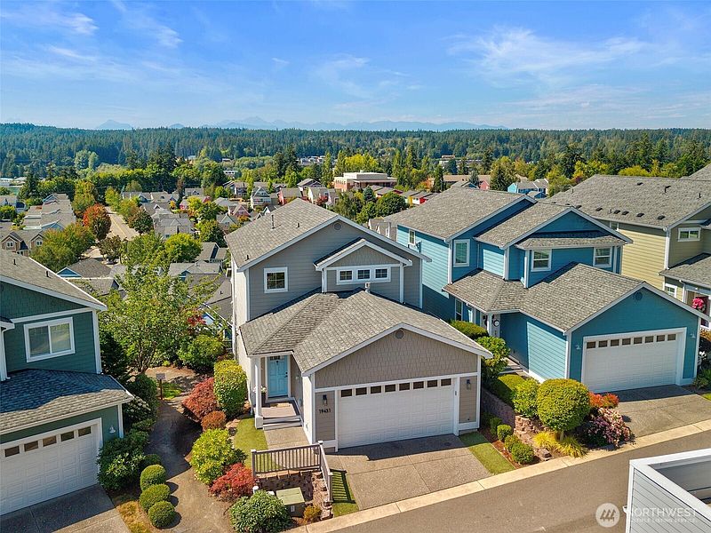 2nd image of 19431 Willet Lane NE