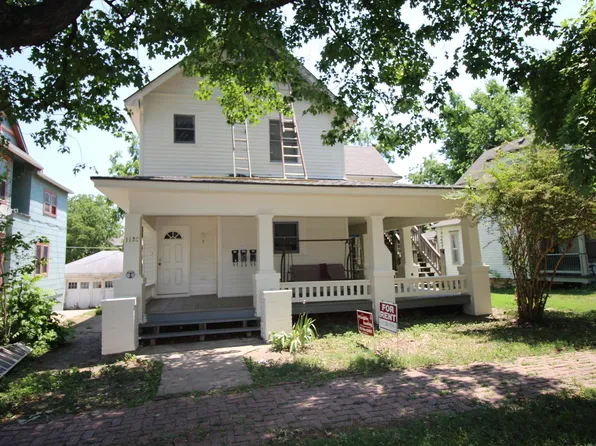 1132 Tennessee St, Lawrence, KS 66044