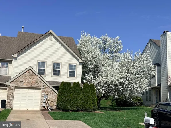 320 Wyndale Dr, Chalfont, PA 18914