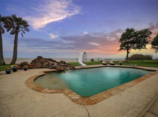 11212 Cedar Gully Rd, Beach City, TX 77523