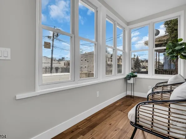 169 Oakwood Pl, City Of Orange Twp., NJ 07050
