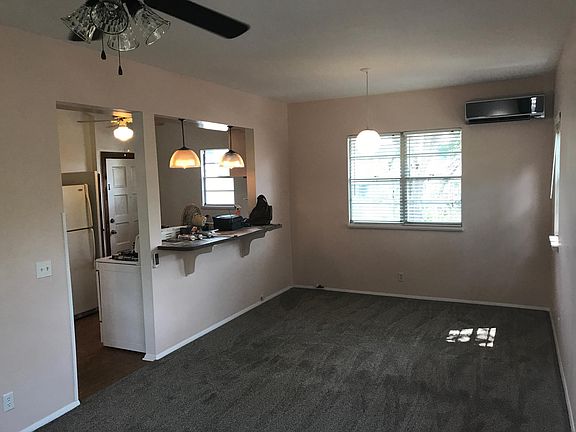 2nd image of 1900 1/2 W Jetton Avenue # Second Floor