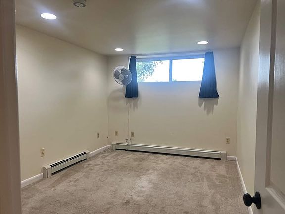 4th image of 6122 Rolling View Dr #2