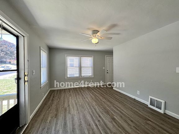 3rd image of 1709 S Evanston Ave