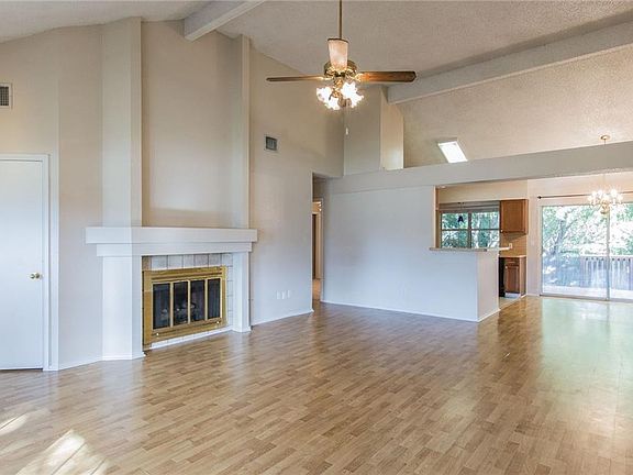 5th image of 8106 Blackfin Dr