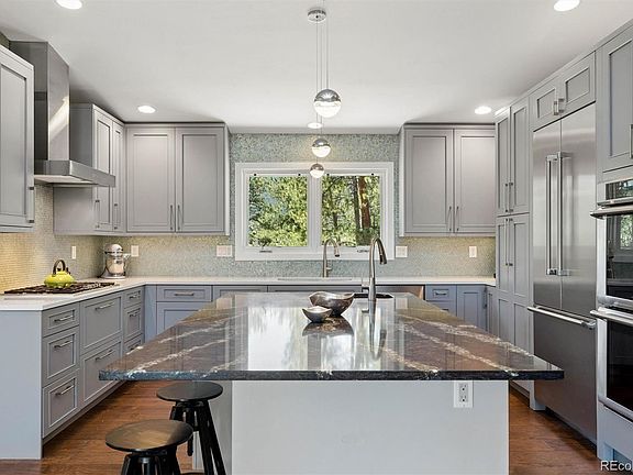 3rd image of 31347 Tamarisk Lane