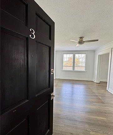 2nd image of 614 Metairie Rd #3