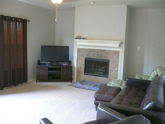 4th image of 1005 Campbell Dr