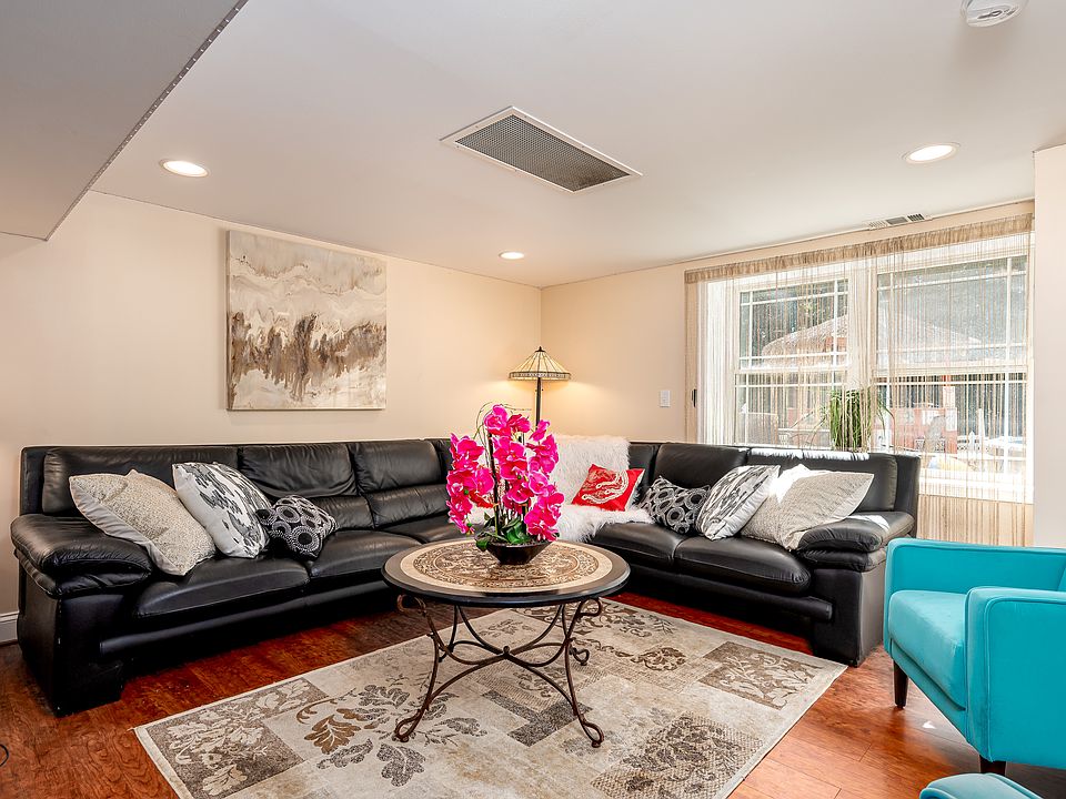 Living room.