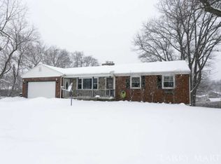 1557 52nd St SW, Wyoming, MI 49509