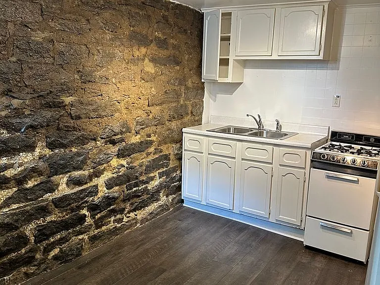 3104D Belwood St — Photo 3