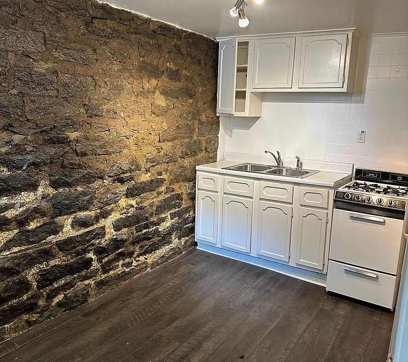 Utilities included in rent. 3104d Belwood, Nashville TN 37203 3104d