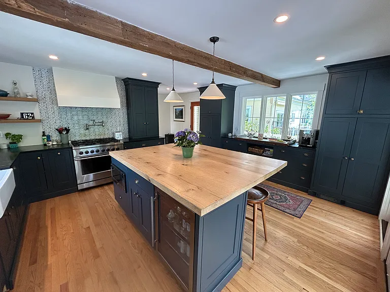 62 Richards St — Photo 8