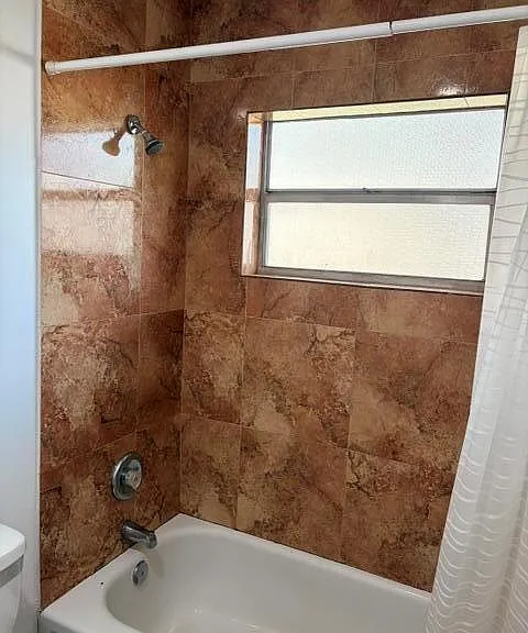 5103 NW 35th St #401 — Photo 16