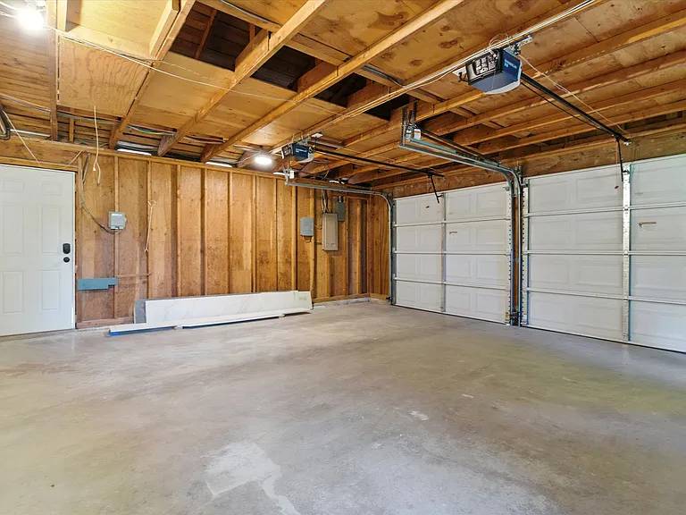 2 Car Garage
