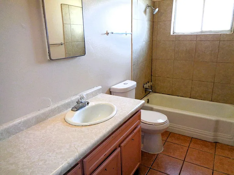 10532 Brisbane Way — Photo 25