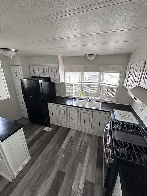 1st image of 356 Foster Ln Trlr 10