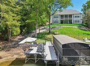 17914 Culross Ln, Charlotte, NC 28278