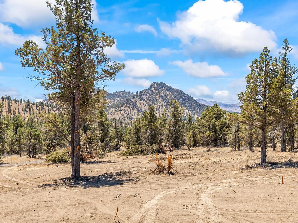 1st image of SE Sundown Ln Lot 6