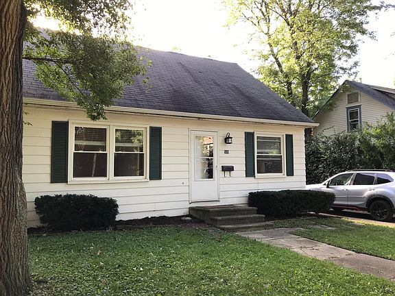 2nd image of 525 Dorothy Ln
