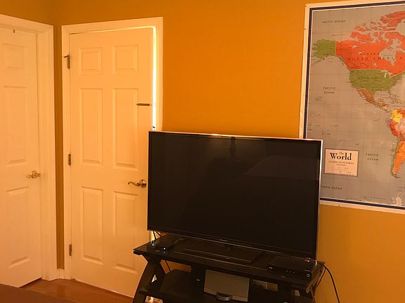 4th image of 451 Town Place Cir APT 207