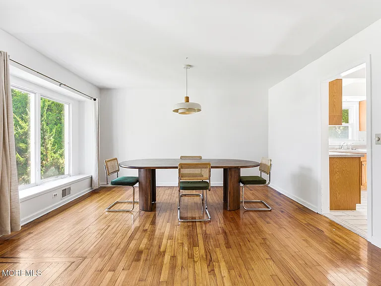 506 Woodland Rd — Photo 11