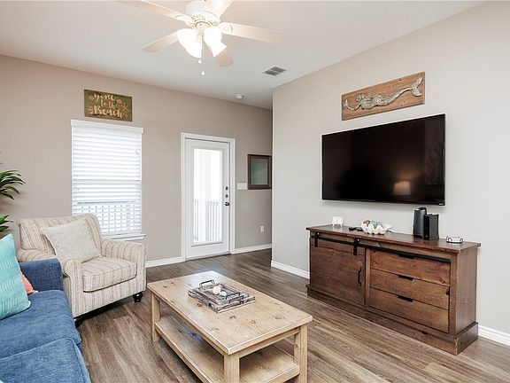 3rd image of 14910 Packery View Loop