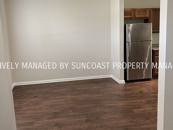 5th image of 9307 English Ivy Ct