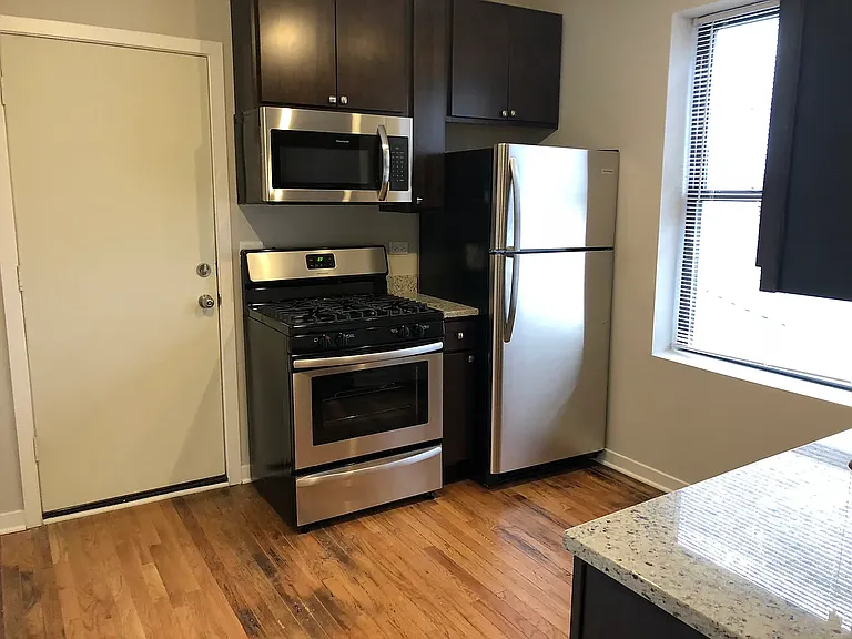 4819-21 N Christiana Ave — Photo 6