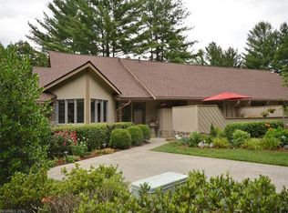 201 Timber Dr, Asheville, NC 28804