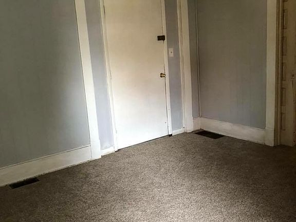 4th image of 708 30th St