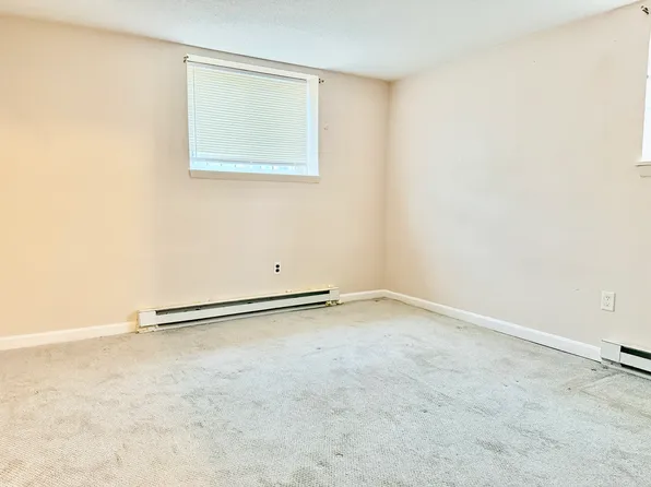770 Cummins Hwy, Mattapan, MA