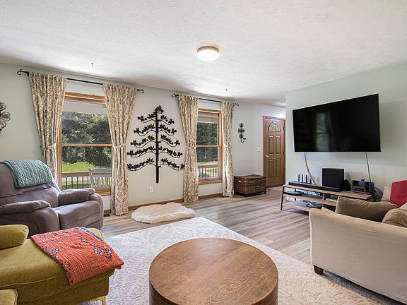 5th image of 5304 Green Pine Ct SE