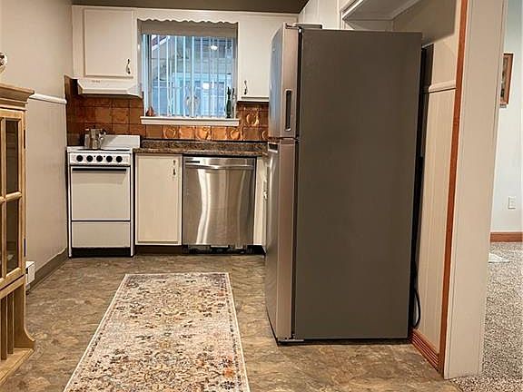 3rd image of 315 Fox Run Ln