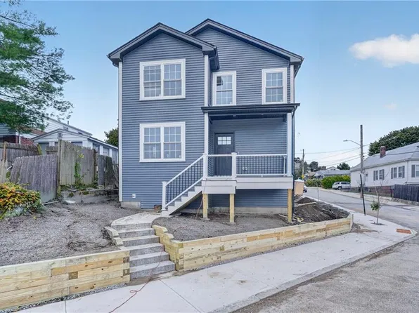 91 Terrace Ave, Providence, RI 02909