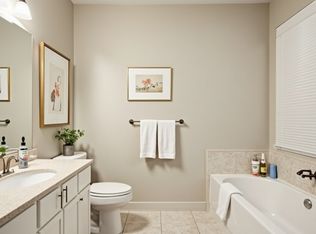 500 W Oak St #1, Chicago, IL 60610