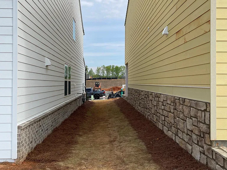 Ample spacing between homes