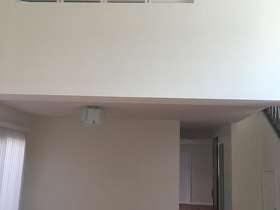 5th image of 319 Starfish Ln