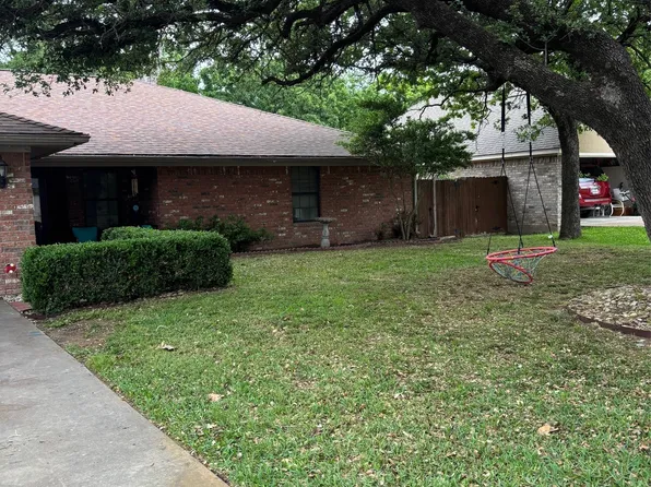 1809 N Cypress Ave, Stephenville, TX 76401