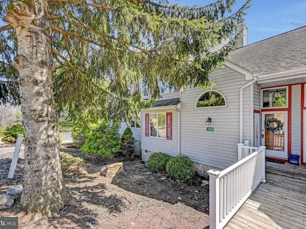 162 Laurelwoods Dr, Lake Harmony, PA 18624