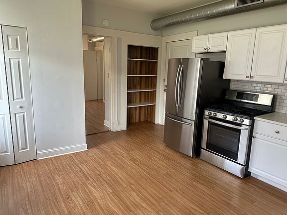2nd image of 2828 N Lawndale Ave APT 2F